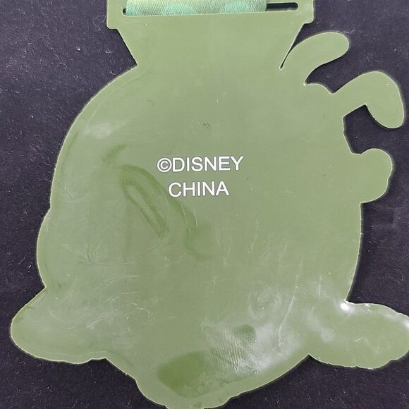 RunDisney 2015 Pluto 5k Medal - Picture 3 of 4